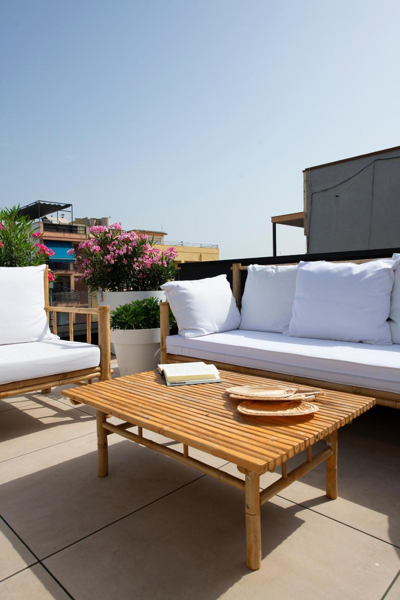 Apartamentos Balisse Castelldefels Exterior photo